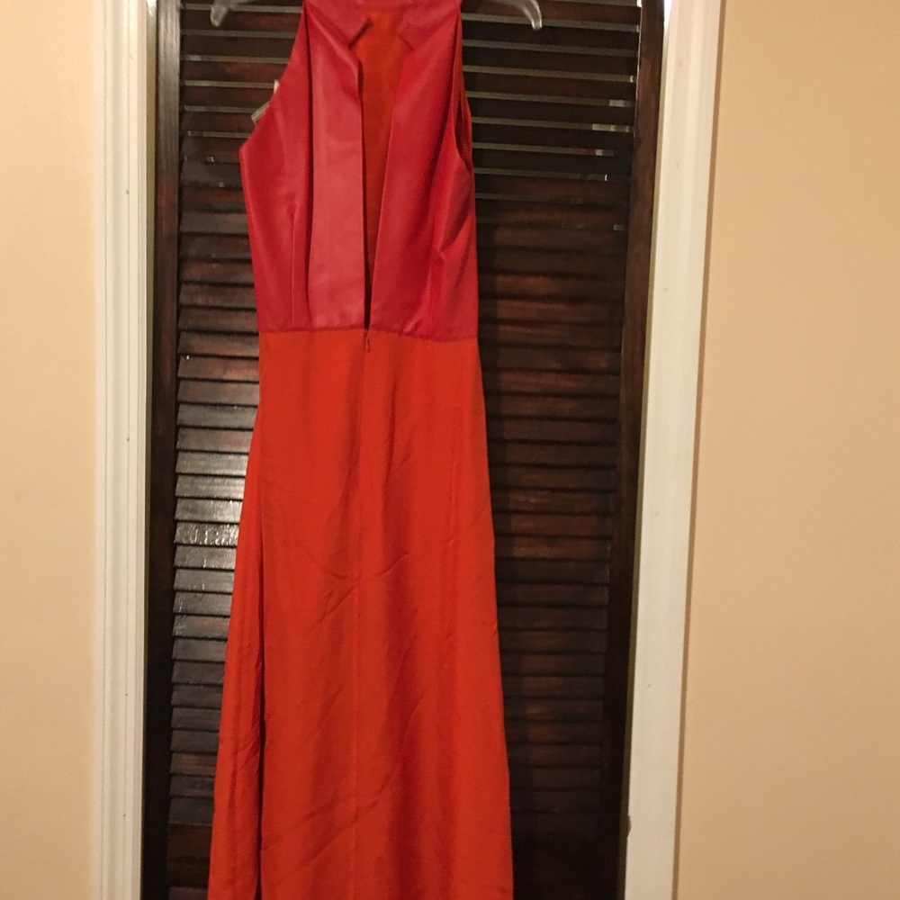 Designer chiffon gown New with tag - Picture 2 of 4